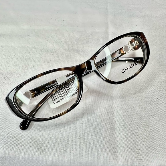 Chanel Tortoise Shell Women's Glasses - Picture 3 of 7